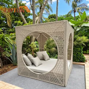 Outdoor Rattan Wicker Daybed with Canopy-Contemporary Design for Hotel Villa Use