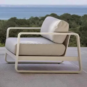 In Stock Designer Aluminum Outdoor Furniture Modern Garden Metal Outdoor Sofa Set Patio Lounge Chair