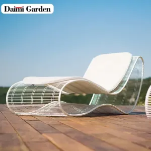 Modern Outdoor Lounger Bed Waterproof Beach Furniture Rattan Eco-Friendly Durable for Hotel Balcony Living Room Sun Loungers