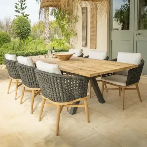 New Luxury Modern Customized Garden Hotel Courtyard Table and Chairs Set Outdoor Dining Wood Furniture