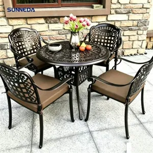 Durable Contemporary Outdoor Patio Furniture Set Aluminum Alloy Garden Table and Chairs for Courtyard Park Hotel Villa