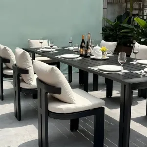Leisure Balcony Use Modern Stackable Outdoor Dining Table Chair Set Quick-Dry Cushions Waterproof Sunproof for Small