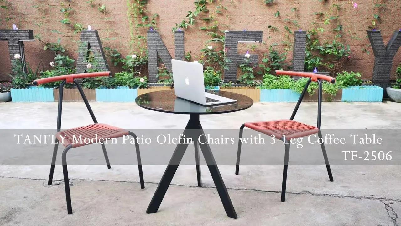 Patio Olefin touwstoelen met salontafel met 3 poten