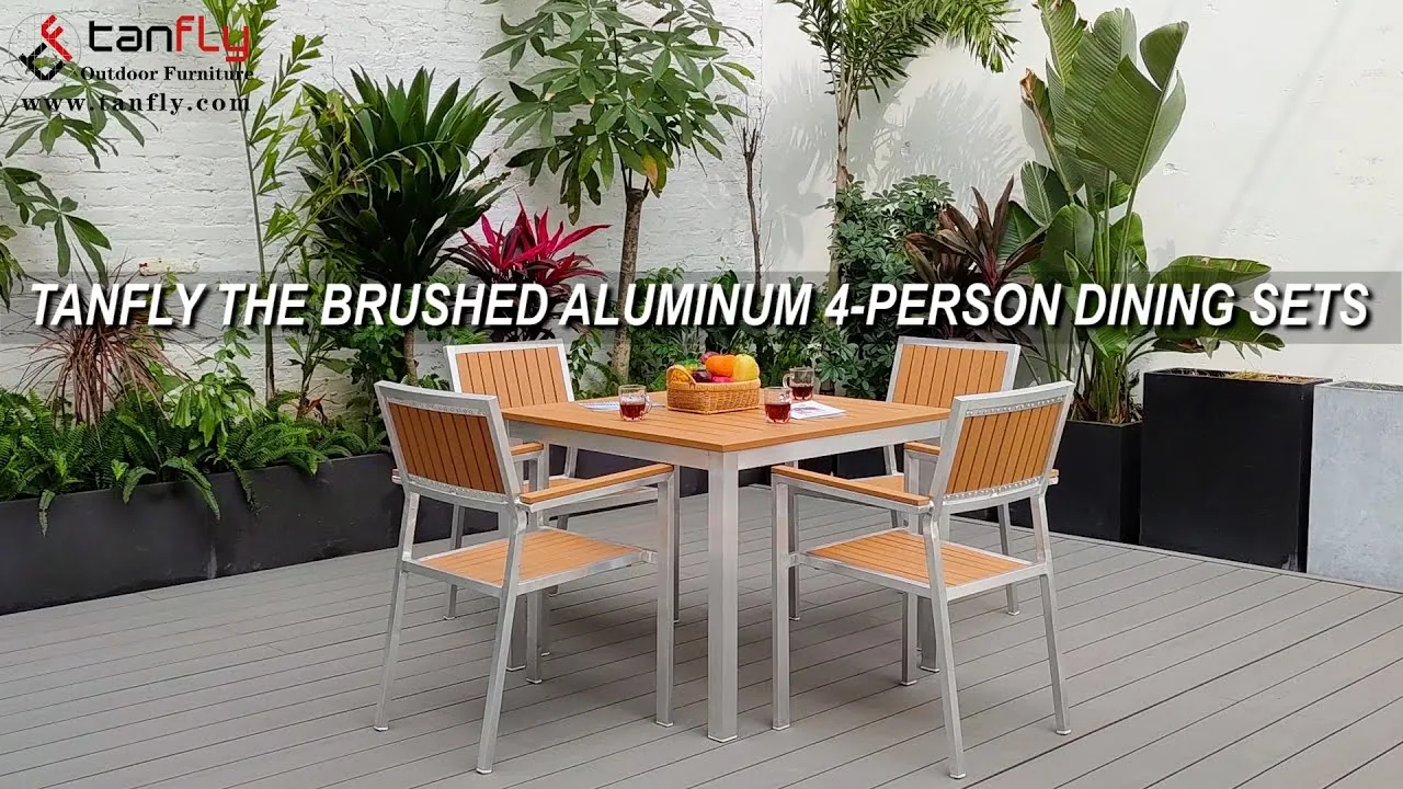 TANFLY I SET DA PRANZO PER 4 PERSONE IN ALLUMINIO SPAZZOLATO