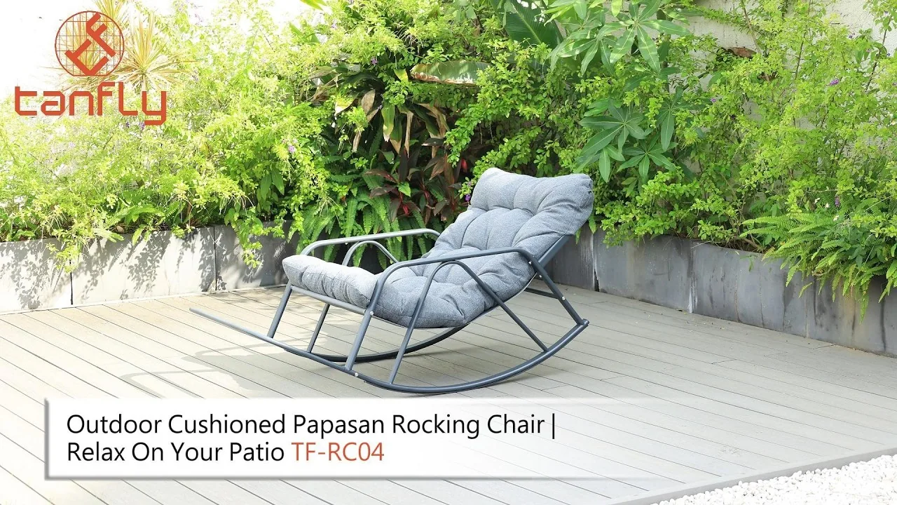 Poltrona a dondolo Papasan imbottita da esterno | Rilassati sul tuo patio TF-RC04