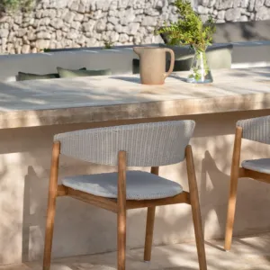 Luxury Teak Outdoor Dining Set Garden Dining Table and Rattan Chair Outdoor Chair Set for Backyard Villa Restaurant