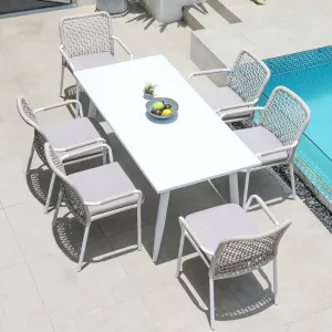 Luxury Modern Aluminum Dining Table and Chairs Set for Rope Chairs for Patio Balcony or Outdoor for Hotels and Restaurants