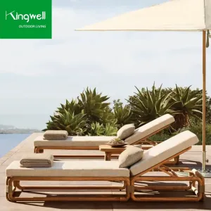 Minimalist Modern Outdoor Solid Teak Wood Sun Lounger UV Resistant Durable Patio Pool Lounge Bed for Hotels Villa Living Rooms