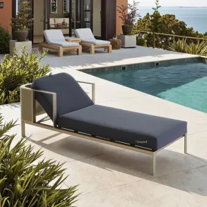 Modern Design Stainless Steel Sun Lounger with Built-In Side Table Luxury Outdoor Furniture for Villas
