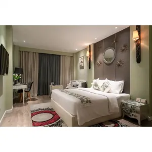 Custom Hotel Bedroom Furniture for 5 Star Hotel Room Furniture Set Luxury Hotels Furniture Supplier Providing Bespoke Solutions