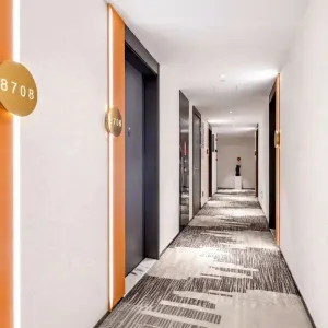Custom Hotel Furniture Plywood Wood Veneer Wall Panel for Hotel Apartment Decoration Designed for Elegant Interior