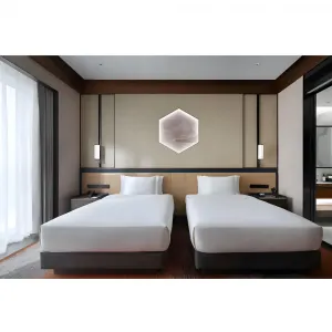 Custom Luxury 5-Star Hotel Furniture Set Modern Solid Wood Eco-Friendly Hotel Beds Veneer Finish Apartment Bedroom Set Modular
