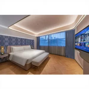 Factory Direct Modern Solid Wood Luxury 5-Star Hotel Bedroom Furniture Set Custom Hotel Room Furniture Hotel Renovation Project