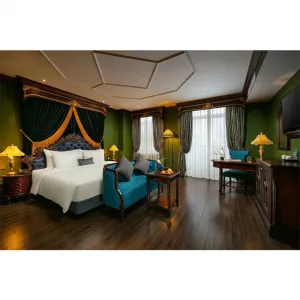 Factory Luxury Modern European Royal king Size Bed Hotel Bedroom Furniture Set Custom Indoor Villa Hotel Guest Room Furniture