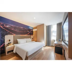 Factory Price Custom Full Hotel Room Space Saving Modern Wooden Hotel Bedroom Furniture Set for Villa Apartment Commercial Use