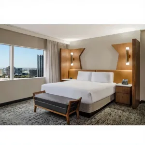 Free Design 5-Star Luxury Modern Solid Wood Hotel Bed Hotel Bedroom Furniture Set with Headboard Full Hotel Room for Villa Use