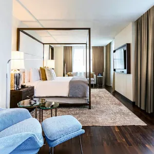 Modern Luxury Hotel Bedroom Furniture Set Hotel Rooms JW Marriott Custom Wood Panel Hotel Furniture for Hospitality Projects