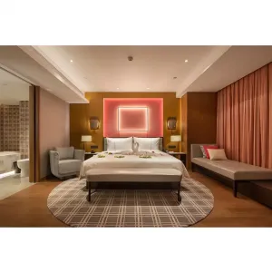 Modern Luxury Solid Wood Hotel Bedroom Furniture Set Hotel Renovation Project China Manufacturer Full Hotel Room Furniture
