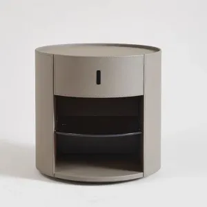 Modern Solid Wood Bedside Table with Drawers Wooden Luxury Saddle Leather Round Bedroom Nightstands Set of 2 Hotel Apartment Set