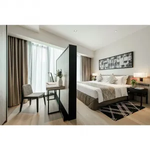 Modern 5 Star Hotel Bedroom Set King Size Solid Wood Hospitality Hotel Guest Room Furniture Commercial Hotel Room Furniture