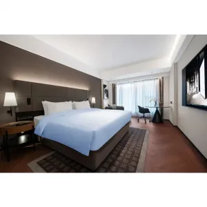 OEM ODM Custom Modern 5 Star Hotel Bedroom Furniture Set Eco-Friendly Durable Solid Wood King Size Bed 5-Year Warranty