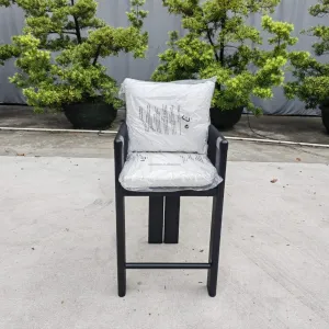 Durable Comfortable Modern Aluminum Outdoor Dining Bar Chair High Chair Bar Stools for Hotel Entry Villa Use