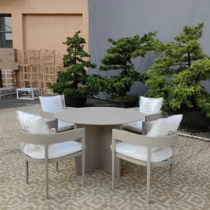Factory Direct Modern Style Outdoor Patio Furniture Outdoor Aluminum Dining Table Chair Set