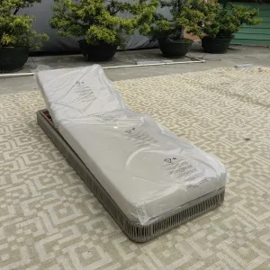 Factory Selling Eco-Friendly Teak Wood UV Resistant Daybed Waterproof Outdoor Rope Sun Lounger for Hotel Garden Use
