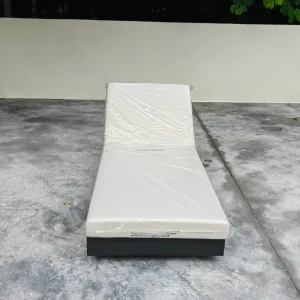 Minimalist Style Outdoor Metal Furniture Adjustable Cushion Foldable Sun Lounger Daybed Chaise Lounge Chair