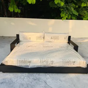 New Arrival Luxury Poolside Furniture Aluminum Sun Bed Day Bed Modern Resorts All Weather Double Sun Lounger