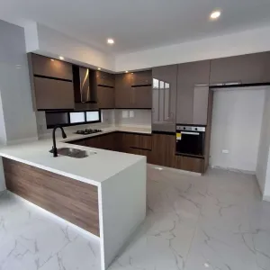Factory Wholesale Engineering Kitchen Cabinets Plywood Particleboard OSB PET Finish for Large Housing Projects