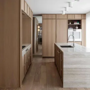Modern Luxury Modular Kitchen Cabinet Set Solid Wood Veneer Eco-Friendly Fireproof Stainless Steel Sink Glass Marble Countertop