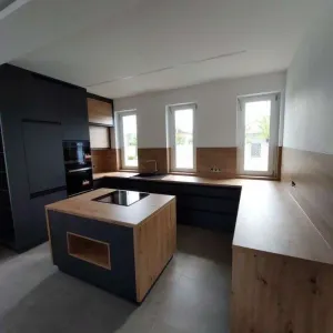 One-stop Designs Customized Modern Matte Lacquer Glass Kitchen Cabinet Sets with Melamine Board Island Mall Dining