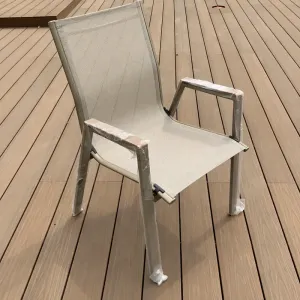 Modern Text tilene Mesh Dining Chair with Iron Frame Armrests for Outdoor Patio Garden
