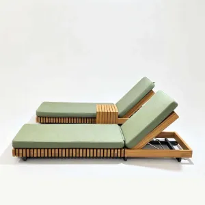 Modern Teak Outdoor Hotel Pool Side Villa Sun Lounger Sponge Cushion Durable Eco-Friendly Non-Foldable Leisure Lounge Chair