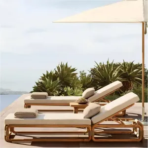 High-end Solid Teak Outdoor Sun Lounger Modern Reclining Chair for Luxury Hotel Poolside and Contemporary Villa Backyard