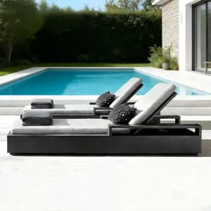 Modern Hotel Outdoor Lounge Chair Set for Courtyard Villa Use Luxury Aluminum Pool Chairs with Cushions