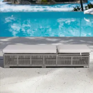 Luxury Waterproof Rattan Wicker Garden Lounge Set High-Durable Outdoor Sunbed Beach Pool Sun Loungers for Courtyard Hotel