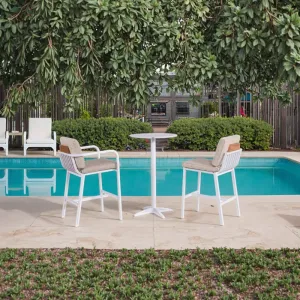 Modern Style Table and Chair Set Dining Set for Garden or Patio Outdoor Hotel Aluminum Teak Wood Feature for Villas